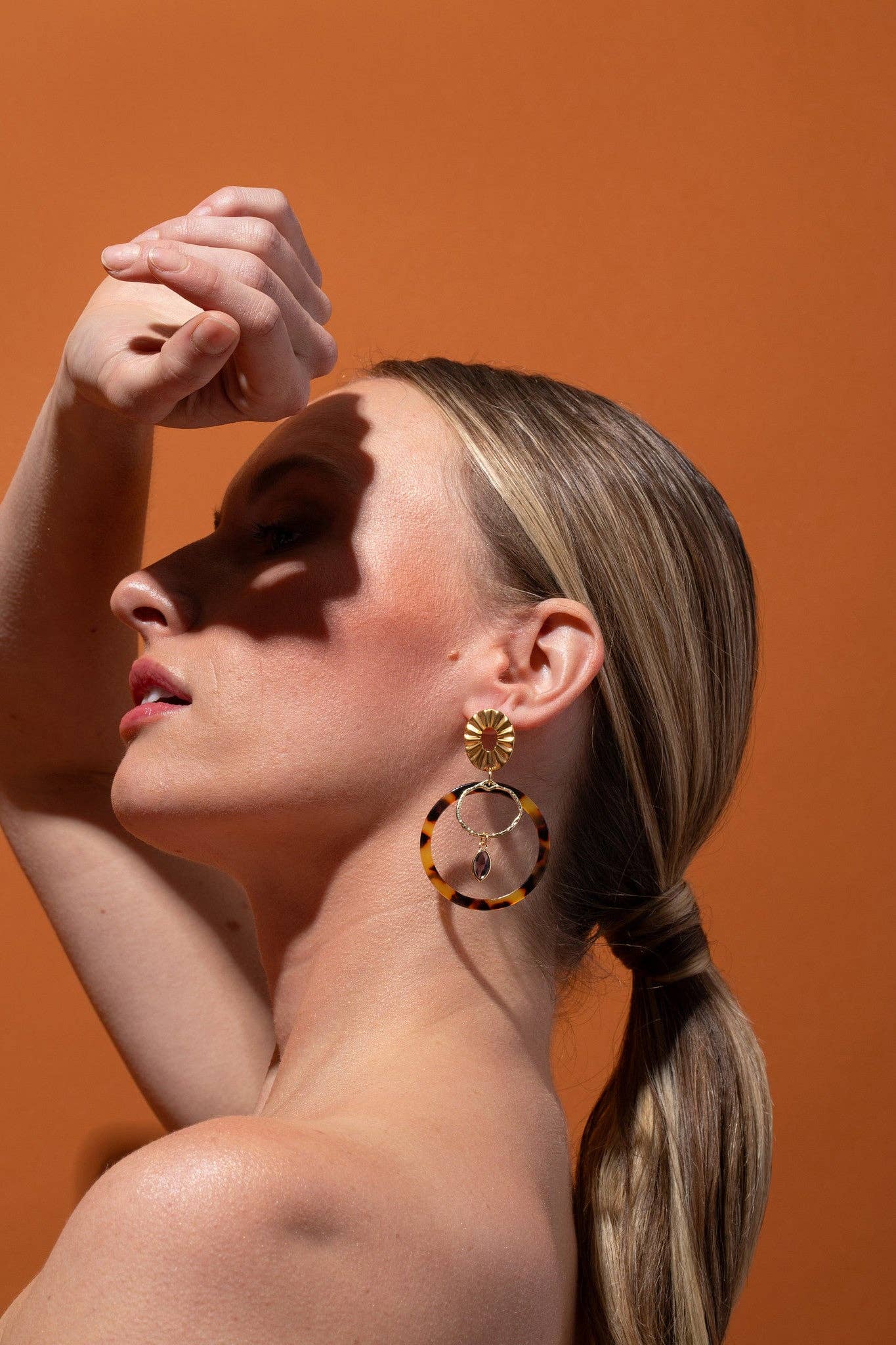 Zahara Hoops