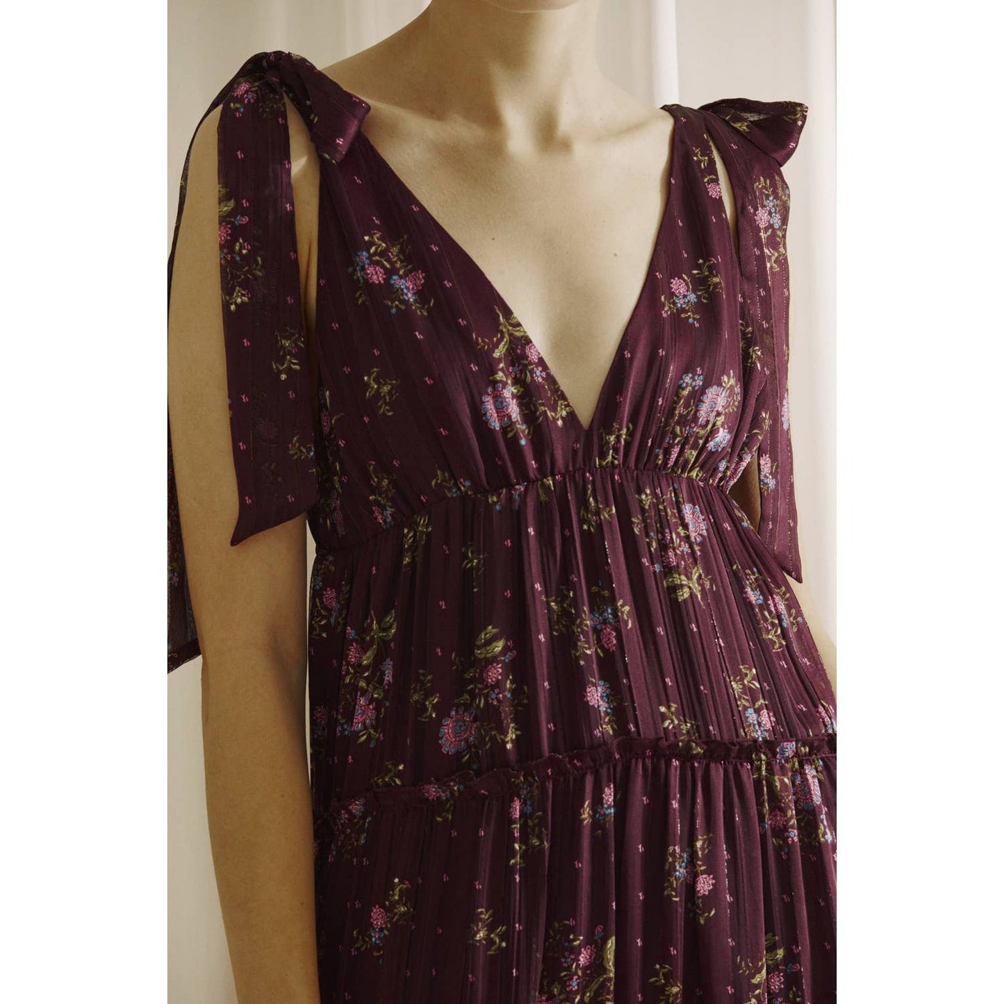 FLORAL PRINT RUFFLED MIDI DRESS