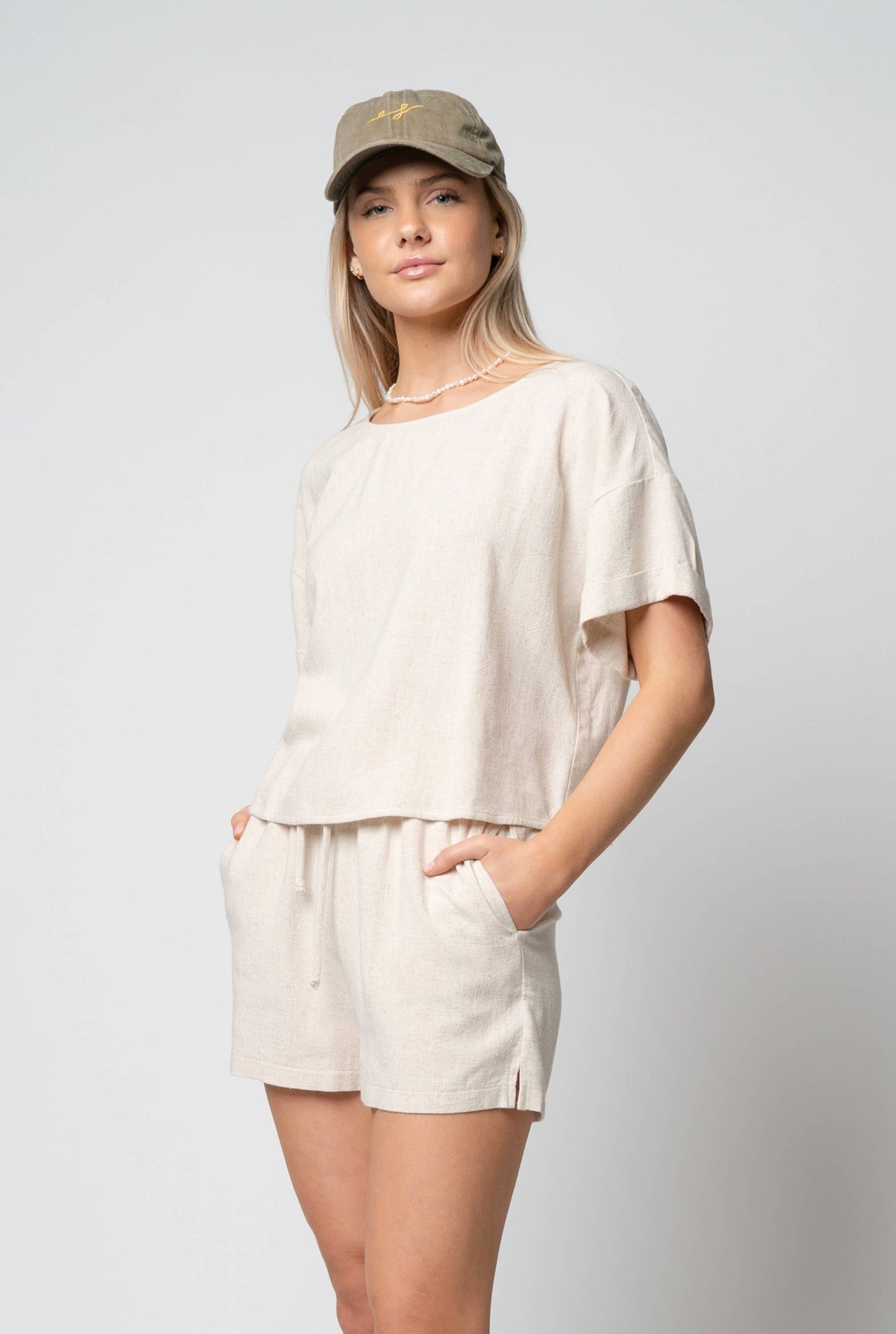 Classic Linen Shorts
