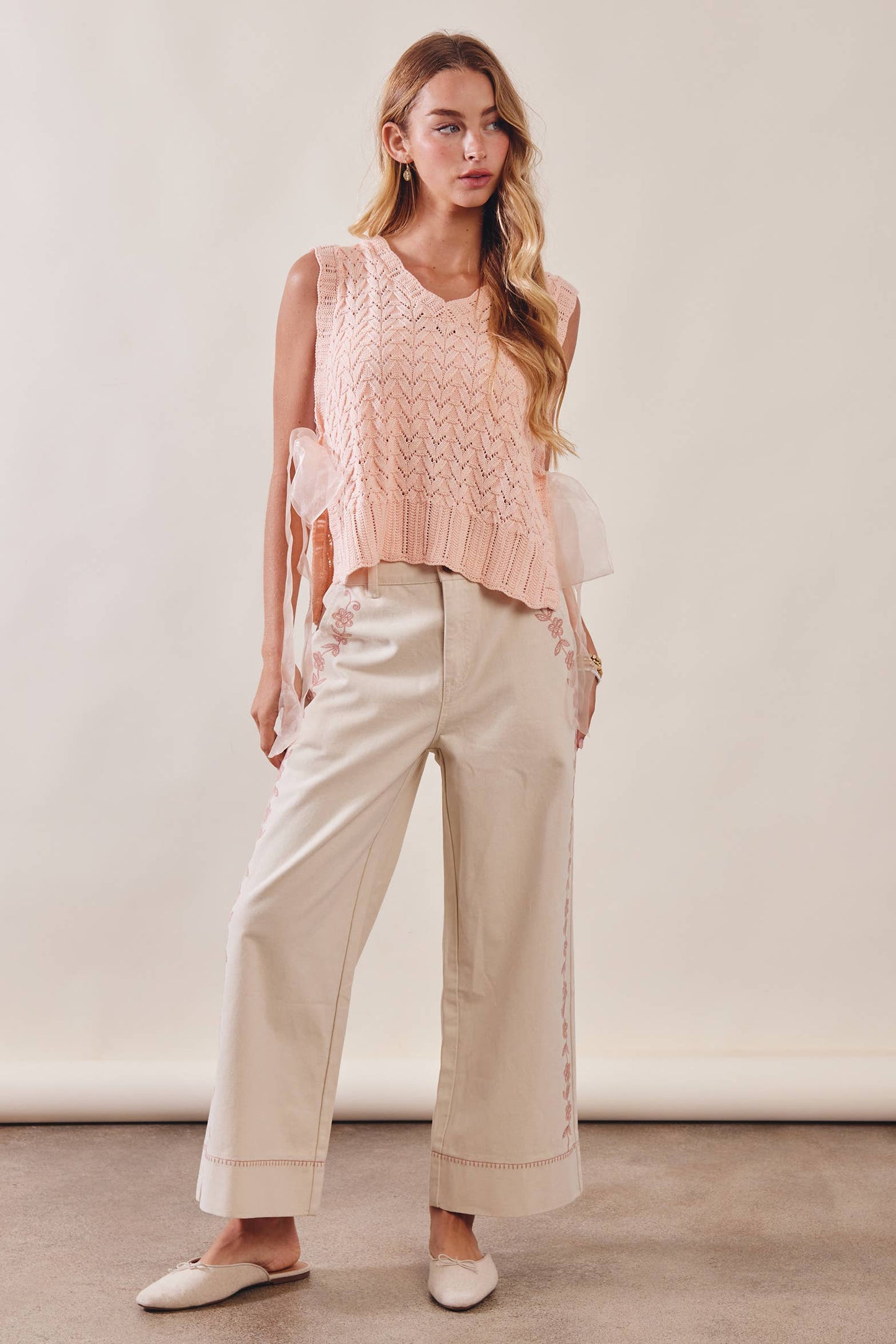 Floral Embroidered Cropped Wide-Leg Pants
