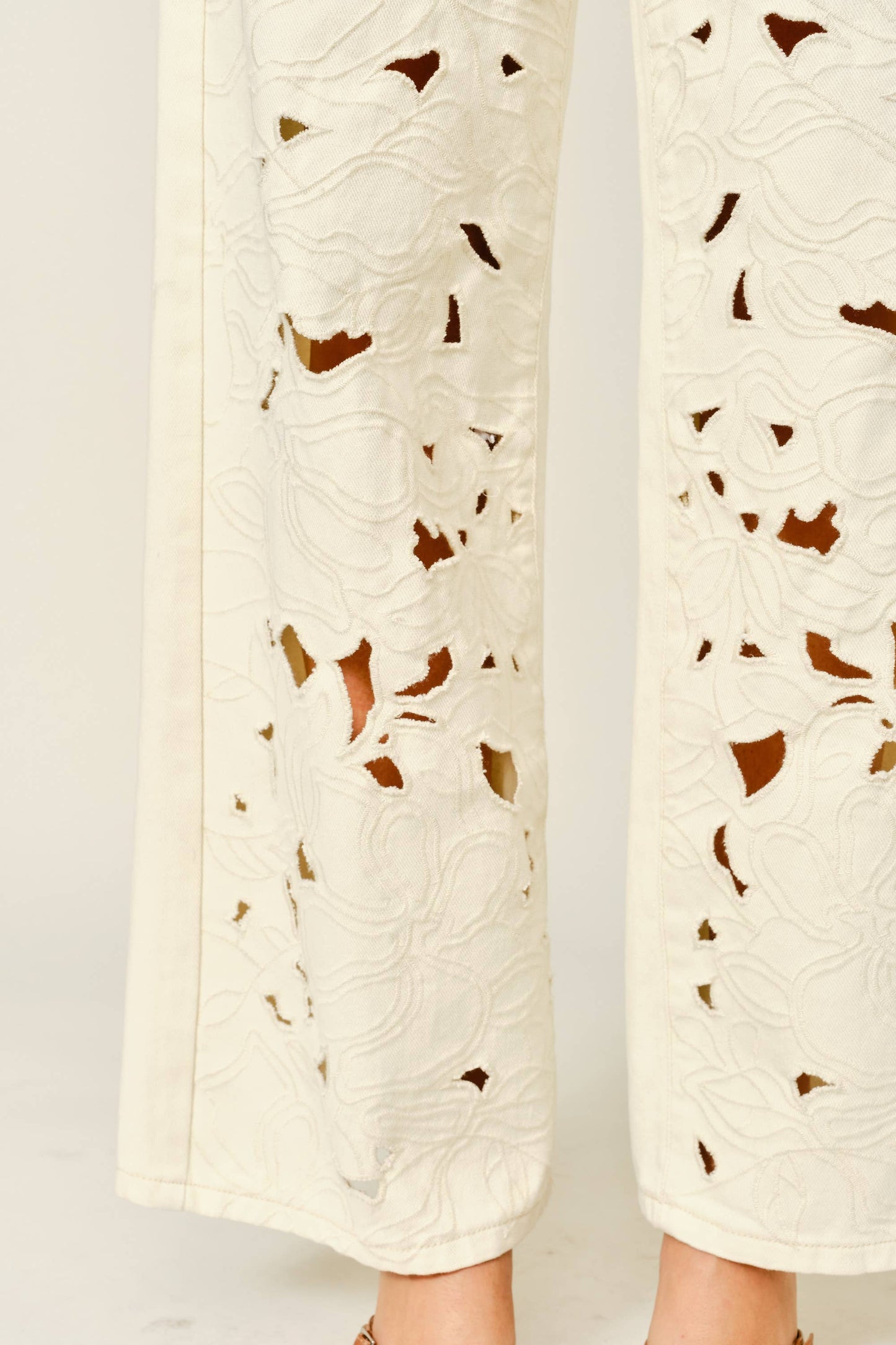 Cut Out Embroidered Wide Leg Jeans