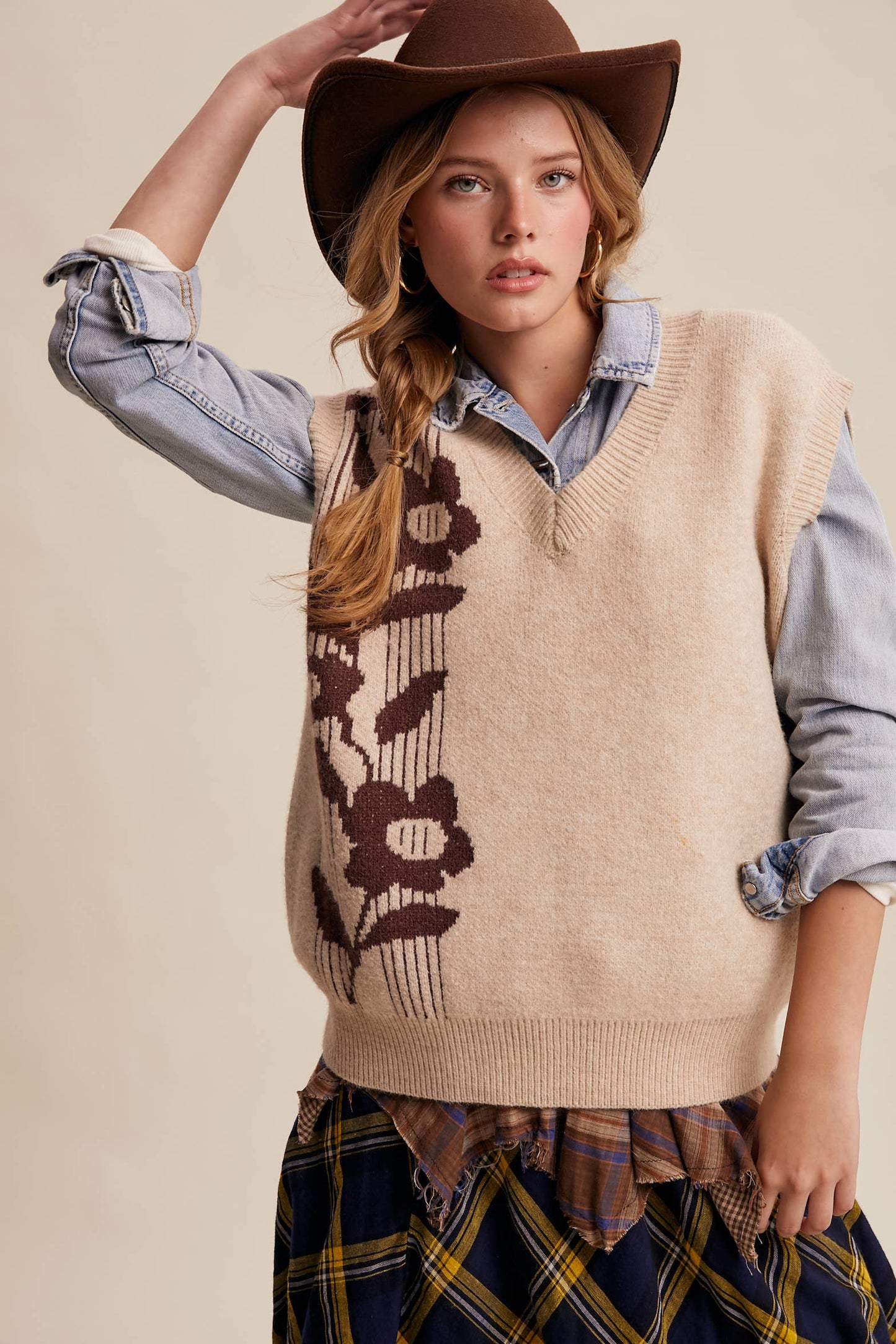 Intarsia Floral Knit Sweater Vest