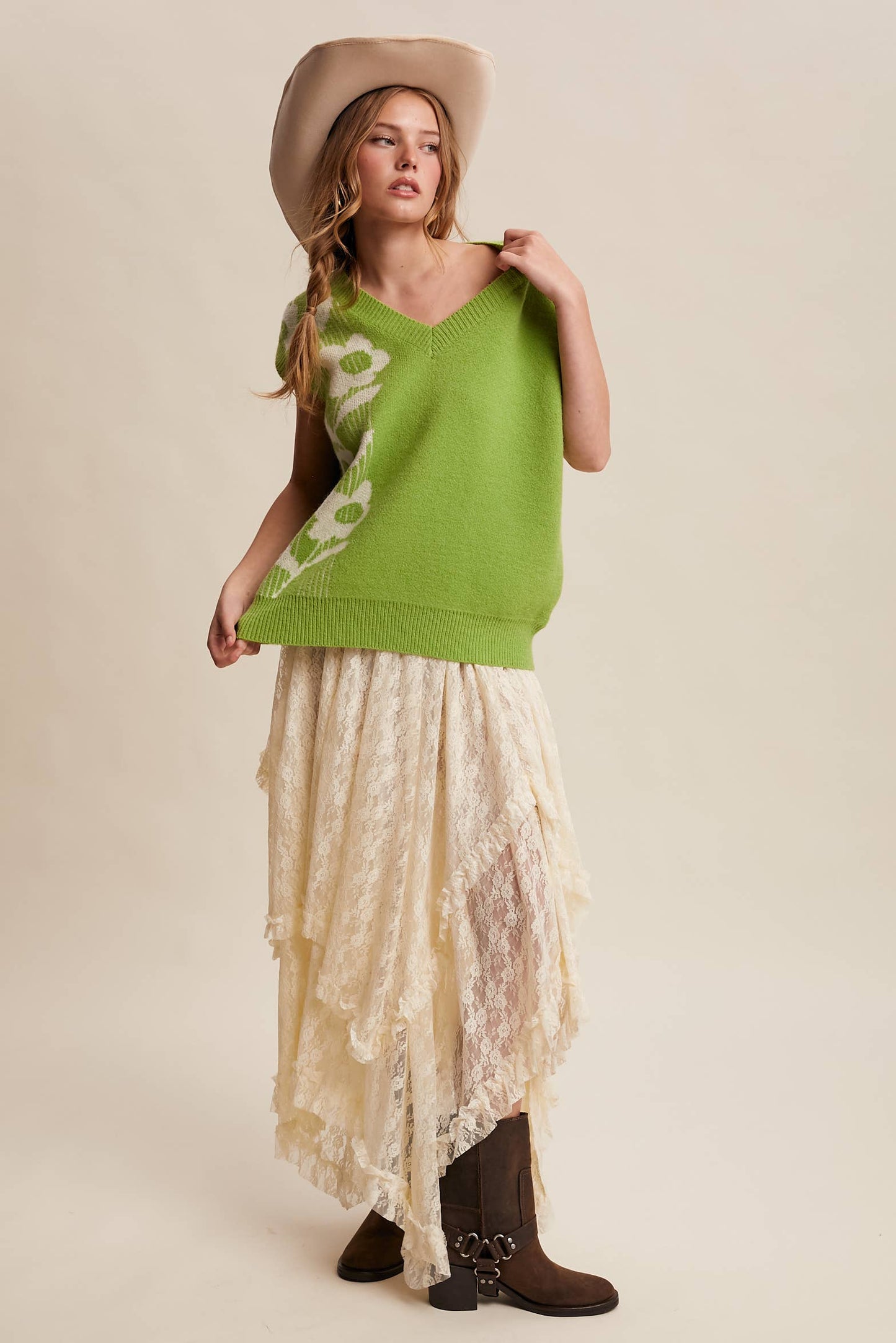 Intarsia Floral Knit Sweater Vest