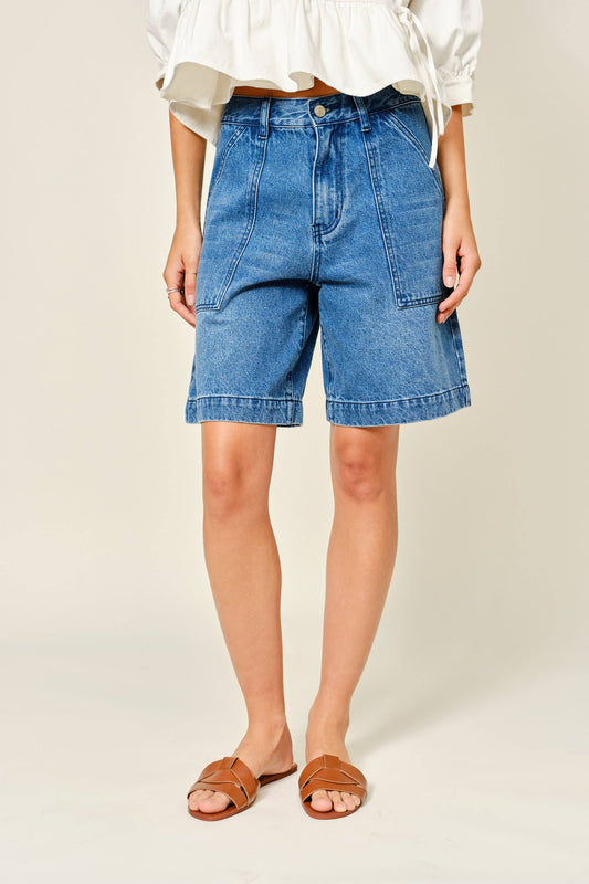 AJP5895 POCKET A LINE BERMUDA SHORTS